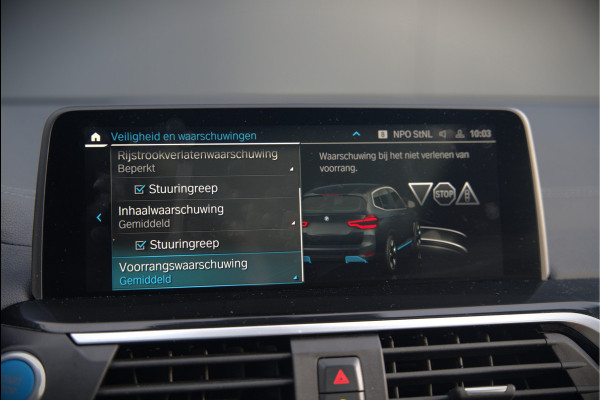 BMW iX3 High Executive 80 kWh | Panoramadak | Keyless | Stoelverwarming | Harman Kardon | Memory Seat | Head-Up Display | 360 Camera | Adaptief Onderstel | Trekhaak | Adaptive LED | Elektrische Stoelen | Apple Carplay | N BMW iX3 High Executive 80 kWh | Panoramadak | Keyless | Stoelverwarming | Harman Kardon | Memory Seat | Head-Up Display | 360 Camera | Adaptief Onderstel | Trekhaak | Adaptive LED | Elektrische Stoelen | Apple Carplay | N