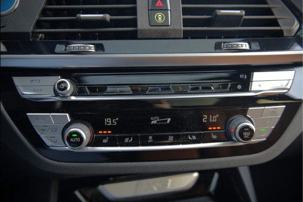 BMW iX3 High Executive 80 kWh | Panoramadak | Keyless | Stoelverwarming | Harman Kardon | Memory Seat | Head-Up Display | 360 Camera | Adaptief Onderstel | Trekhaak | Adaptive LED | Elektrische Stoelen | Apple Carplay | N BMW iX3 High Executive 80 kWh | Panoramadak | Keyless | Stoelverwarming | Harman Kardon | Memory Seat | Head-Up Display | 360 Camera | Adaptief Onderstel | Trekhaak | Adaptive LED | Elektrische Stoelen | Apple Carplay | N