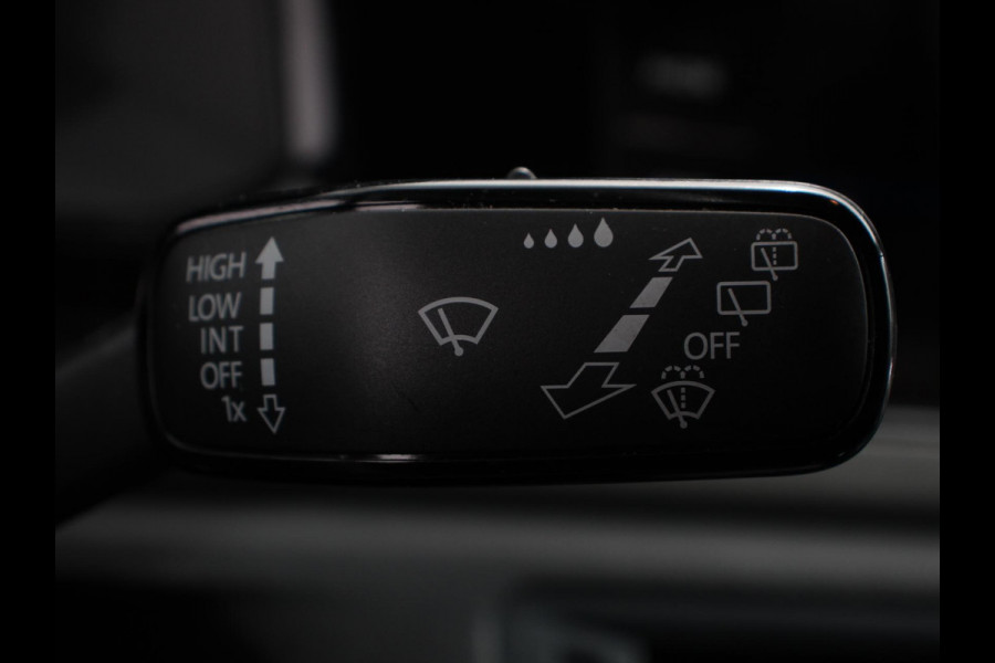 Volkswagen Polo 1.0 TSI DSG Comfortline | Navigatie | App Connect / Apple Carplay / Android Auto | Climate Control | Stoelverwarming | Extra Getint glas Volkswagen Polo 1.0 TSI DSG Comfortline | Navigatie | App Connect / Apple Carplay / Android Auto | Climate Control | Stoelverwarming | Extra Getint glas