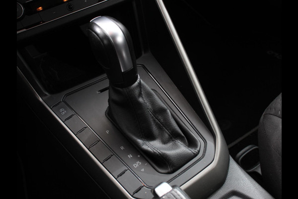 Volkswagen Polo 1.0 TSI DSG Comfortline | Navigatie | App Connect / Apple Carplay / Android Auto | Climate Control | Stoelverwarming | Extra Getint glas Volkswagen Polo 1.0 TSI DSG Comfortline | Navigatie | App Connect / Apple Carplay / Android Auto | Climate Control | Stoelverwarming | Extra Getint glas