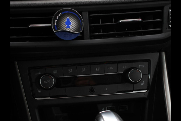 Volkswagen Polo 1.0 TSI DSG Comfortline | Navigatie | App Connect / Apple Carplay / Android Auto | Climate Control | Stoelverwarming | Extra Getint glas Volkswagen Polo 1.0 TSI DSG Comfortline | Navigatie | App Connect / Apple Carplay / Android Auto | Climate Control | Stoelverwarming | Extra Getint glas