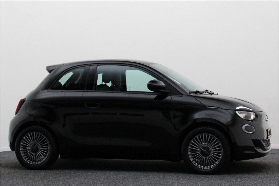 Fiat 500 Icon 42 kWh Virtual Cockpit, Climate, Apple Carplay, Cruise, Rijstrooksensor, DAB, 16''
