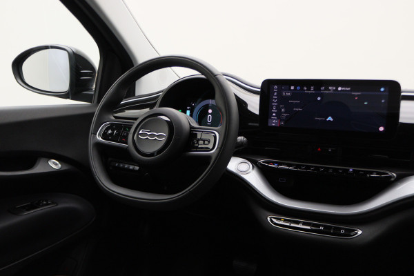 Fiat 500 Icon 42 kWh Virtual Cockpit, Climate, Apple Carplay, Cruise, Rijstrooksensor, DAB, 16''
