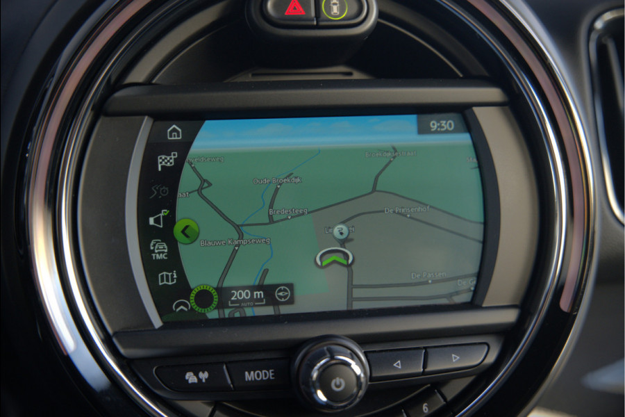 MINI Countryman 2.0 Cooper S E ALL4 | Stoelverwarming | Parkeersensoren | Apple Carplay | Navigatie | Keyless | Ambiance Verlichting | Climate Control |
