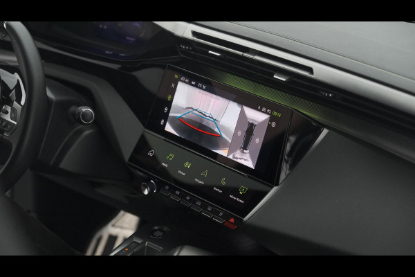 Peugeot 308 PureTech 130 GT Pack Business | Camera | Dodehoekdetectie | Apple Carplay Peugeot 308 PureTech 130 GT Pack Business | Camera | Dodehoekdetectie | Apple Carplay