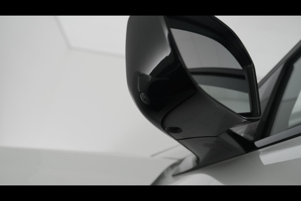 Peugeot 308 PureTech 130 GT Pack Business | Camera | Dodehoekdetectie | Apple Carplay Peugeot 308 PureTech 130 GT Pack Business | Camera | Dodehoekdetectie | Apple Carplay