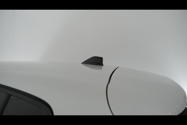 Peugeot 308 PureTech 130 GT Pack Business | Camera | Dodehoekdetectie | Apple Carplay Peugeot 308 PureTech 130 GT Pack Business | Camera | Dodehoekdetectie | Apple Carplay