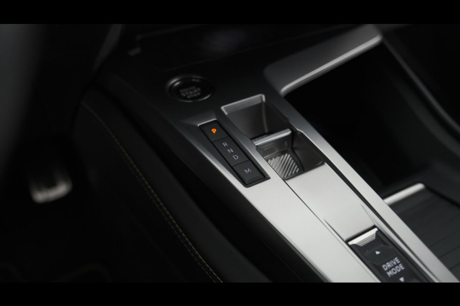 Peugeot 308 PureTech 130 GT Pack Business | Camera | Dodehoekdetectie | Apple Carplay Peugeot 308 PureTech 130 GT Pack Business | Camera | Dodehoekdetectie | Apple Carplay