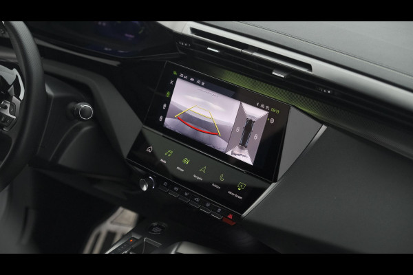 Peugeot 308 PureTech 130 GT Pack Business | Camera | Dodehoekdetectie | Apple Carplay Peugeot 308 PureTech 130 GT Pack Business | Camera | Dodehoekdetectie | Apple Carplay