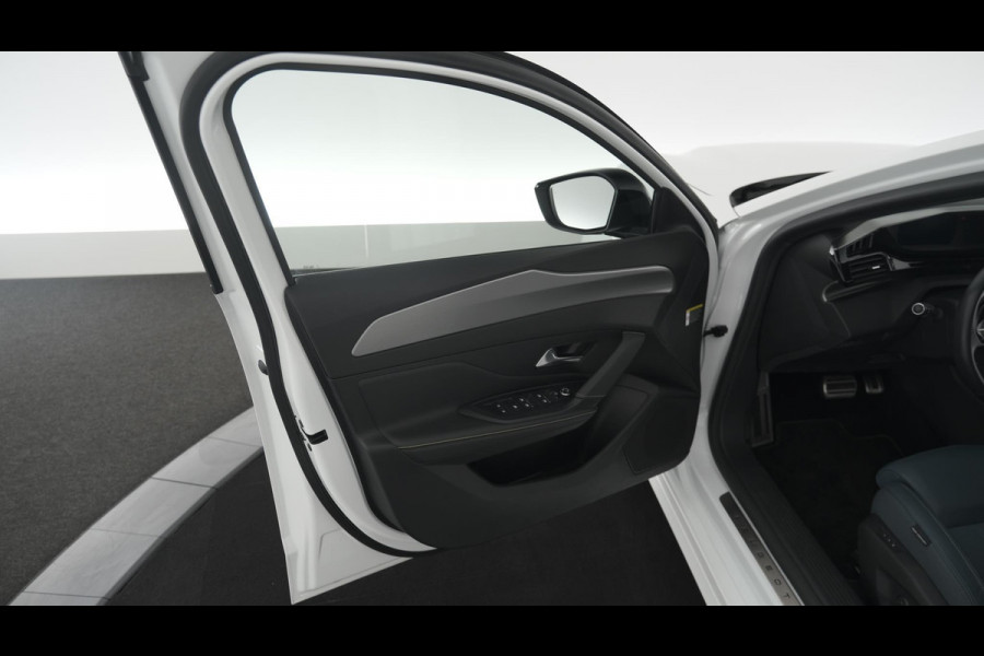 Peugeot 308 PureTech 130 GT Pack Business | Camera | Dodehoekdetectie | Apple Carplay Peugeot 308 PureTech 130 GT Pack Business | Camera | Dodehoekdetectie | Apple Carplay