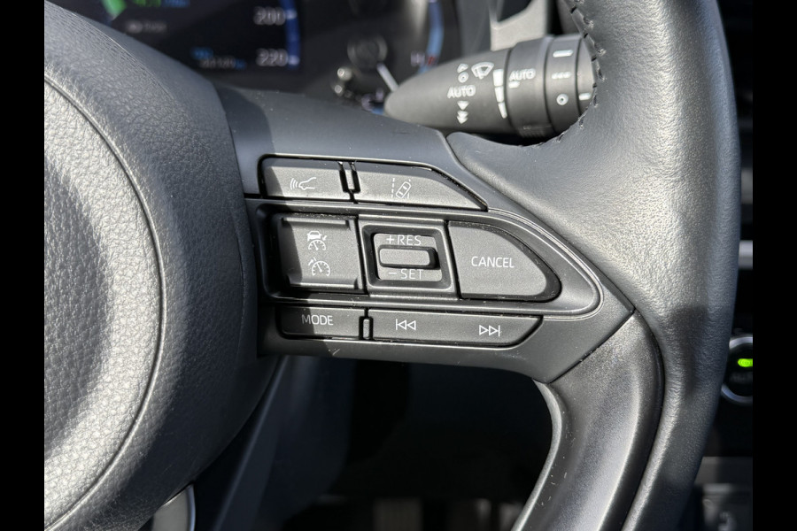 Toyota Yaris Cross 1.5 Hybrid Team D | CarPlay | Camera | ACC | Keyless | LED | DAB+ | 17 inch