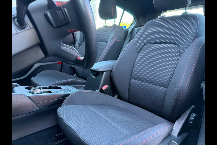 Ford Focus 1.5 EcoBoost ST Line Business - Automaat - Panoramadak - Navi - Org.NL