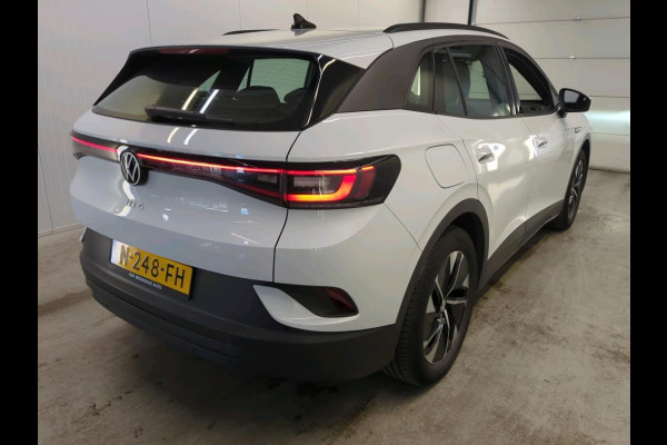 Volkswagen ID.4 Life 77 kWh Auto. Navigatie Apple Carplay/Android Auto Adaptive Cruise Control Camera Parkeersensoren Stoel- en stuurverwarming Full Led Climate Control Lichtmetalen velgen