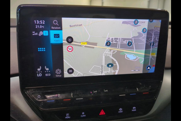 Volkswagen ID.4 Life 77 kWh Auto. Navigatie Apple Carplay/Android Auto Adaptive Cruise Control Camera Parkeersensoren Stoel- en stuurverwarming Full Led Climate Control Lichtmetalen velgen