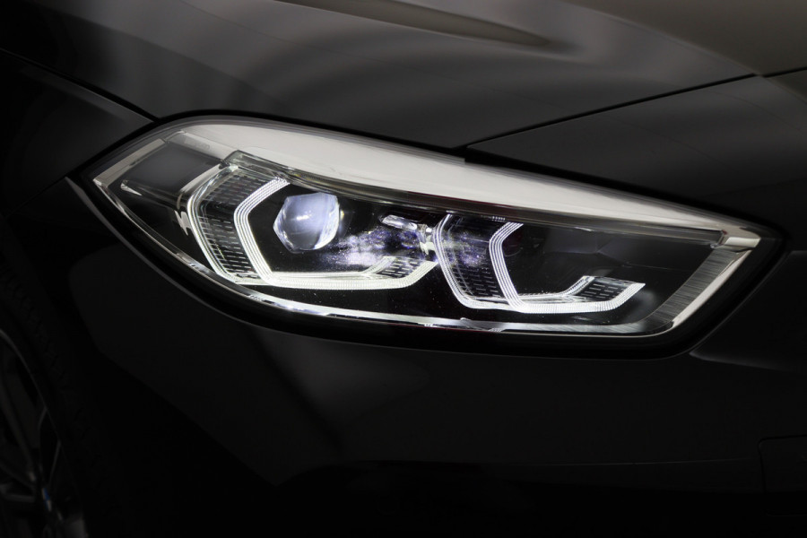 BMW 1-serie 118i Introduction Edition