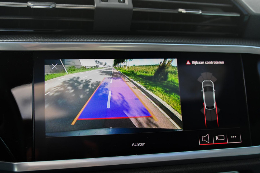 Audi Q3 Sportback 45 TFSI e 3x S-Line. Pano, ACC, Keyless, Dodeh, Camera, Matrix, 21'', CarPlay!