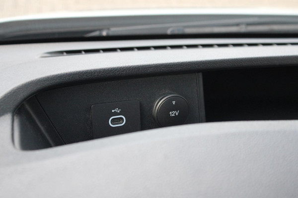 Ford E-Transit 350 L3H2 Trend 68 kWh 184pk | Zuid | Post NL Subco uitvoering | Power onboard | SYNC 4 Navigatie