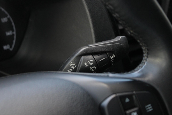 Ford E-Transit 350 L3H2 Trend 68 kWh 184pk | Zuid | Post NL Subco uitvoering | Power onboard | SYNC 4 Navigatie