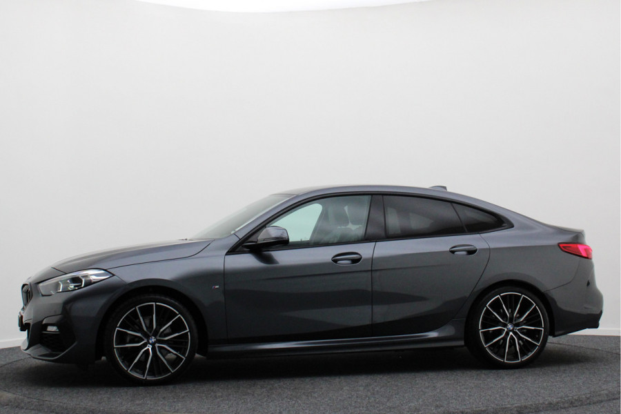 BMW 2 Serie Gran Coupé 218i High Executive Leer, HiFi Sound System, Camera, Cruise, Apple Carplay, DAB, Trekhaak, 19''