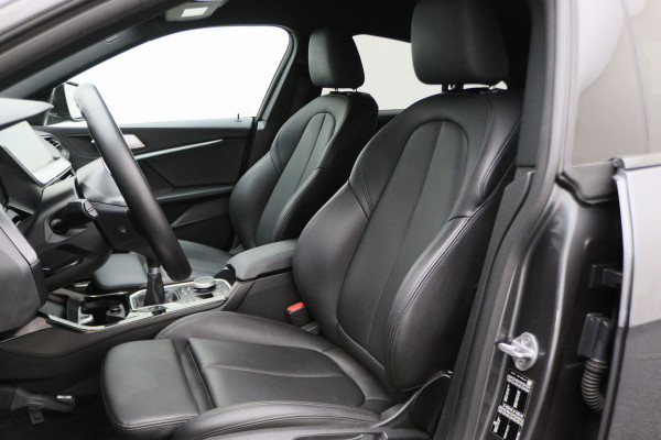 BMW 2 Serie Gran Coupé 218i High Executive Leer, HiFi Sound System, Camera, Cruise, Apple Carplay, DAB, Trekhaak, 19''