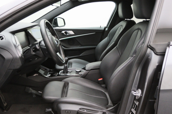 BMW 2 Serie Gran Coupé 218i High Executive Leer, HiFi Sound System, Camera, Cruise, Apple Carplay, DAB, Trekhaak, 19''