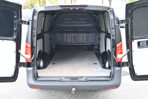 Mercedes-Benz Vito 116 CDI Lang 2 Schuifdeuren, Distronic, 2500 kg trekhaak, Audio 40 navigatie met camera