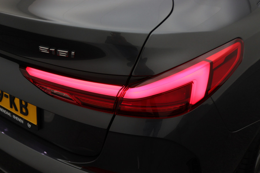 BMW 2 Serie Gran Coupé 218i High Executive Leer, HiFi Sound System, Camera, Cruise, Apple Carplay, DAB, Trekhaak, 19''