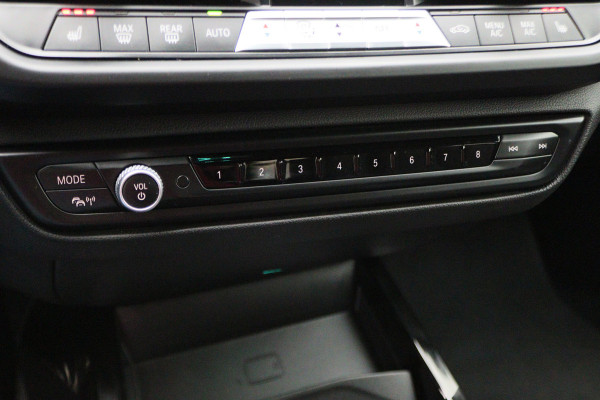 BMW 2 Serie Gran Coupé 218i High Executive Leer, HiFi Sound System, Camera, Cruise, Apple Carplay, DAB, Trekhaak, 19''