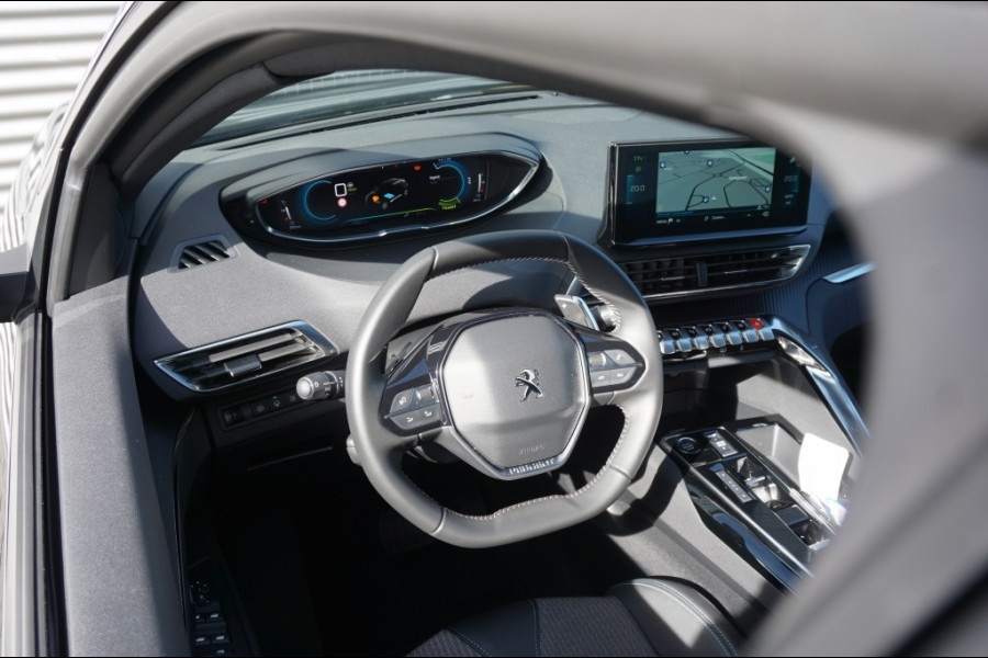 Peugeot 3008 195PK PHEV Allure ADAPTIVE | CAMERA | DODEHOEK | KEYLESS!