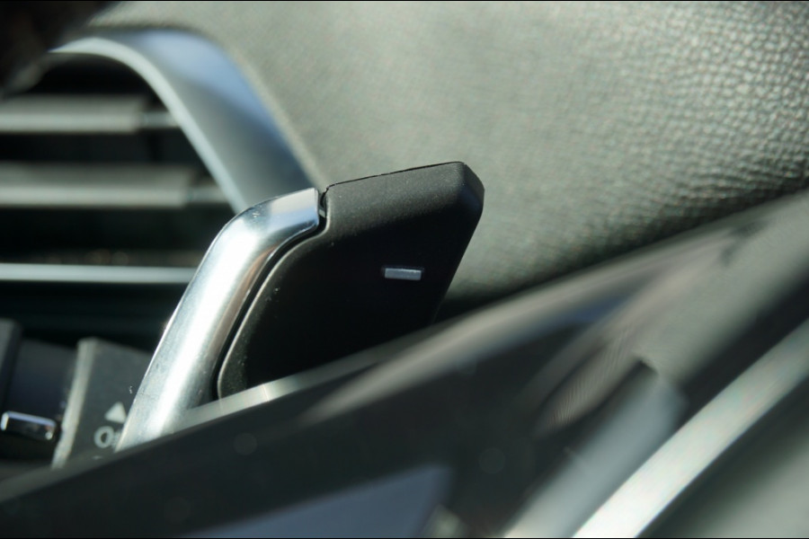 Peugeot 3008 195PK PHEV Allure ADAPTIVE | CAMERA | DODEHOEK | KEYLESS!