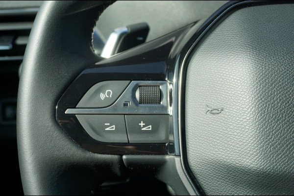 Peugeot 3008 195PK PHEV Allure ADAPTIVE | CAMERA | DODEHOEK | KEYLESS!