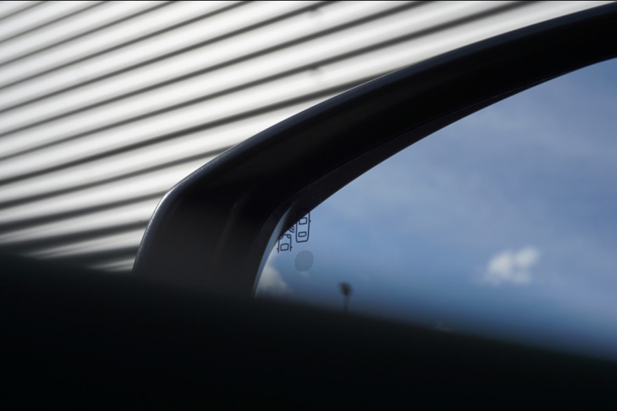 Peugeot 3008 195PK PHEV Allure ADAPTIVE | CAMERA | DODEHOEK | KEYLESS!