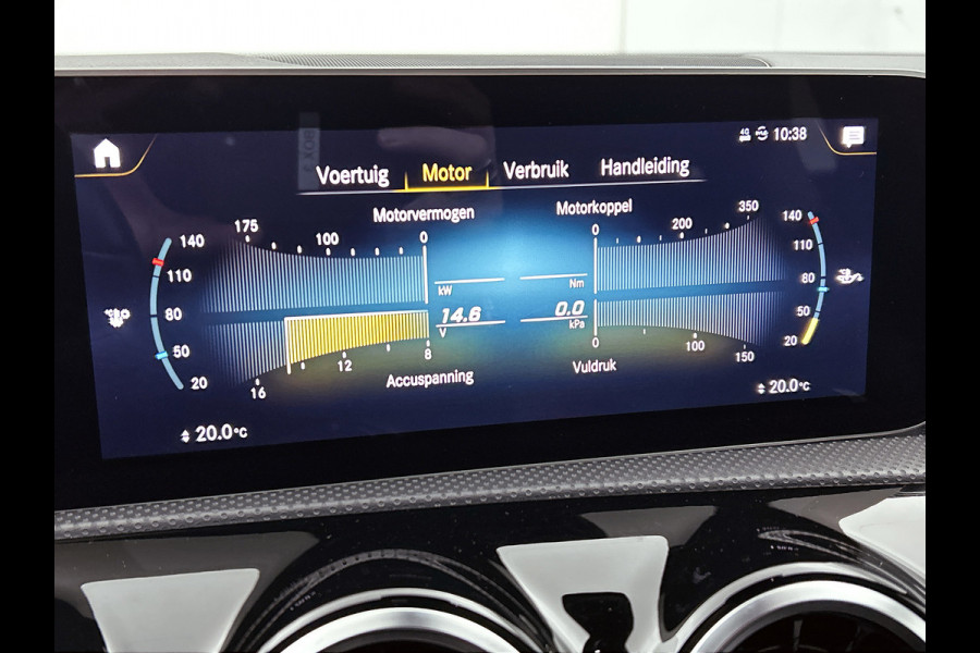 Mercedes-Benz A-Klasse 200 Business Solution AMG(NL-auto, Dealer onderhoud, Trekhaak, Navi, Camera, StoelV, Etc) Mercedes-Benz A-Klasse 200 Business Solution AMG(NL-auto, Dealer onderhoud, Trekhaak, Navi, Camera, StoelV, Etc)