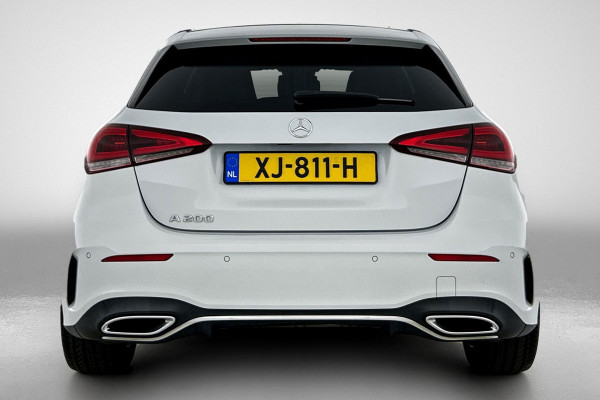 Mercedes-Benz A-Klasse 200 Business Solution AMG(NL-auto, Dealer onderhoud, Trekhaak, Navi, Camera, StoelV, Etc) Mercedes-Benz A-Klasse 200 Business Solution AMG(NL-auto, Dealer onderhoud, Trekhaak, Navi, Camera, StoelV, Etc)