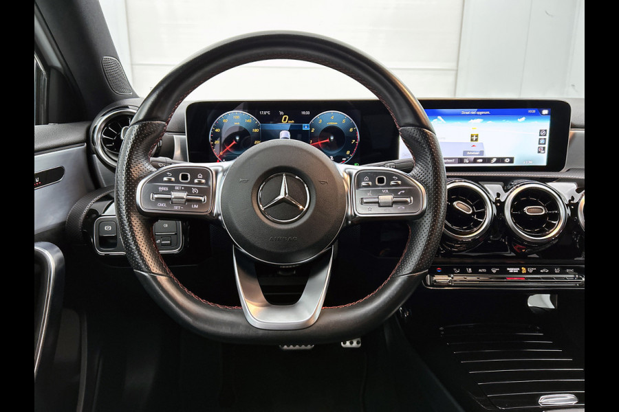 Mercedes-Benz A-Klasse 200 Business Solution AMG(NL-auto, Dealer onderhoud, Trekhaak, Navi, Camera, StoelV, Etc) Mercedes-Benz A-Klasse 200 Business Solution AMG(NL-auto, Dealer onderhoud, Trekhaak, Navi, Camera, StoelV, Etc)