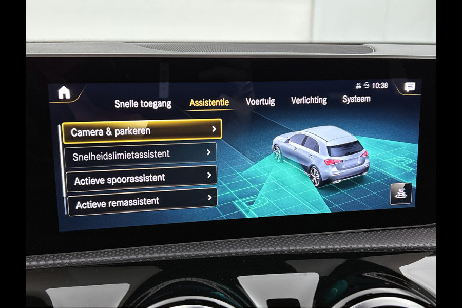 Mercedes-Benz A-Klasse 200 Business Solution AMG(NL-auto, Dealer onderhoud, Trekhaak, Navi, Camera, StoelV, Etc) Mercedes-Benz A-Klasse 200 Business Solution AMG(NL-auto, Dealer onderhoud, Trekhaak, Navi, Camera, StoelV, Etc)