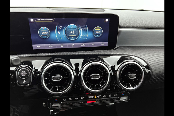 Mercedes-Benz A-Klasse 200 Business Solution AMG(NL-auto, Dealer onderhoud, Trekhaak, Navi, Camera, StoelV, Etc) Mercedes-Benz A-Klasse 200 Business Solution AMG(NL-auto, Dealer onderhoud, Trekhaak, Navi, Camera, StoelV, Etc)