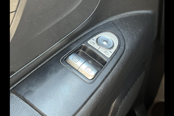Mercedes-Benz Vito 110 CDI*3PERSOONS*A/C*CAM*TEL*CARPLAY*DAB* Mercedes-Benz Vito 110 CDI*3PERSOONS*A/C*CAM*TEL*CARPLAY*DAB*