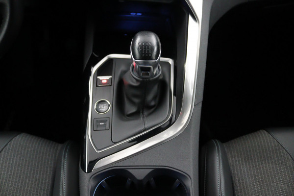 Peugeot 5008 1.2 PureTech*NAVI*CAM*HAAK*CRUISE*ECC*CARPLAY*7PER