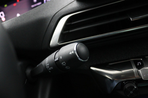 Peugeot 5008 1.2 PureTech*NAVI*CAM*HAAK*CRUISE*ECC*CARPLAY*7PER