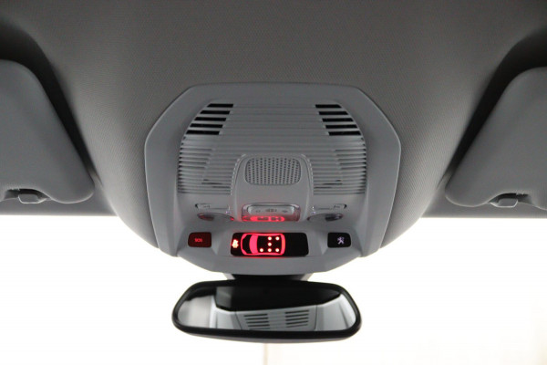 Peugeot 5008 1.2 PureTech*NAVI*CAM*HAAK*CRUISE*ECC*CARPLAY*7PER