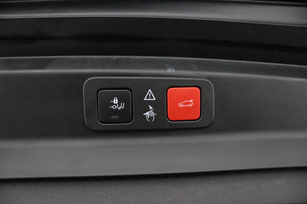 Peugeot 5008 1.2 PureTech*NAVI*CAM*HAAK*CRUISE*ECC*CARPLAY*7PER