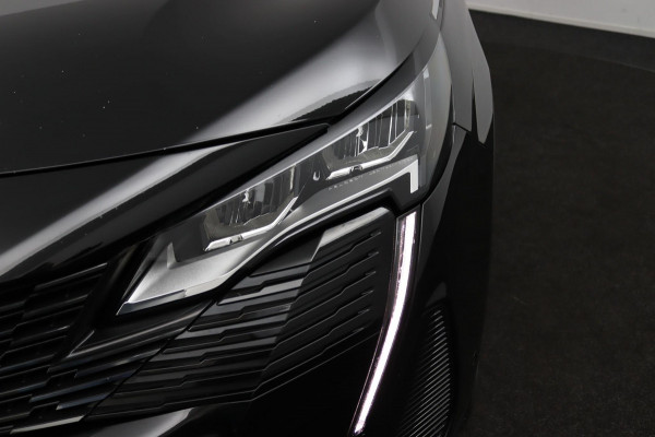 Peugeot 5008 1.2 PureTech*NAVI*CAM*HAAK*CRUISE*ECC*CARPLAY*7PER