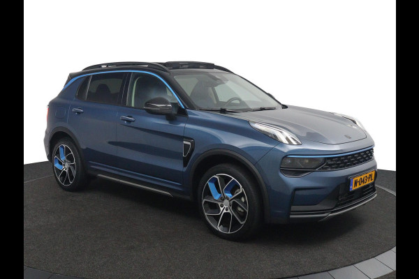 Lynk & Co 01 1.5*PLUG-IN*NAVI*PANO*CAM*ACC*CARPLAY*ECC*LED*