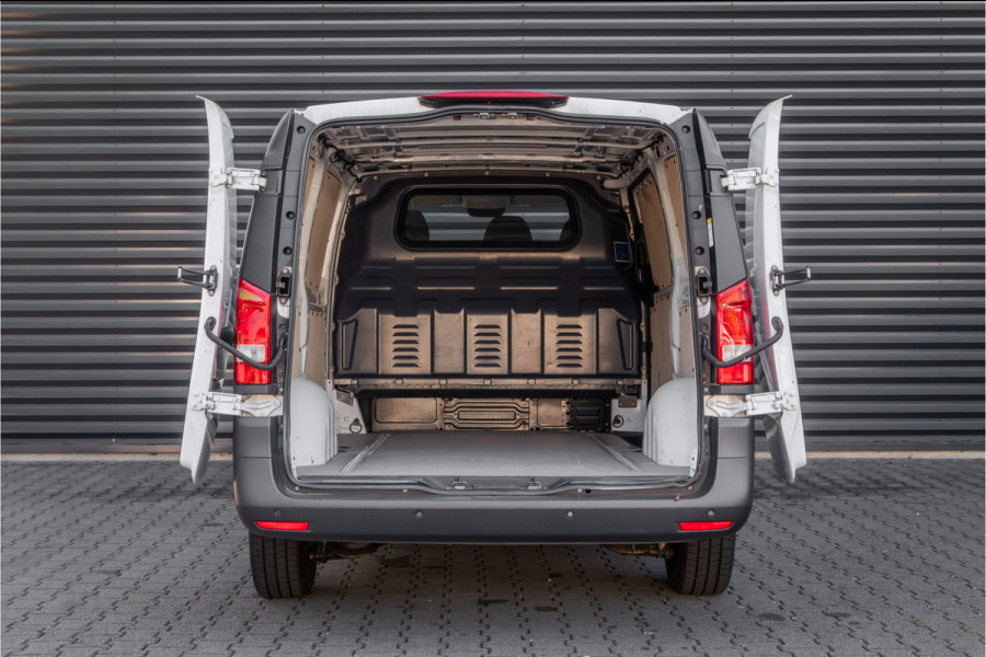 Mercedes-Benz Vito 116 CDI Extra Lang XL Automaat Audio 40 - Carplay Mercedes-Benz Vito 116 CDI Extra Lang XL Automaat Audio 40 - Carplay