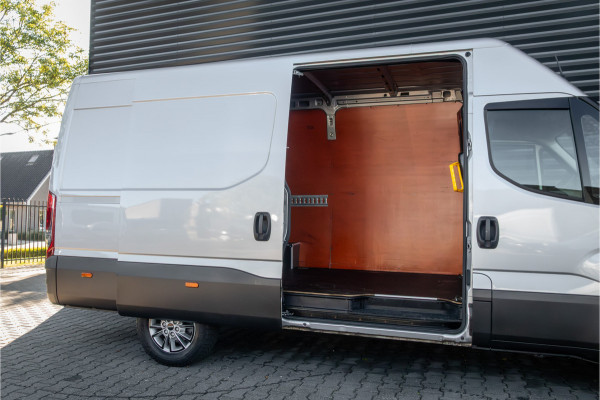 Iveco Daily 35S18HV 3.0 352 L2H2 LED-Camera-LM