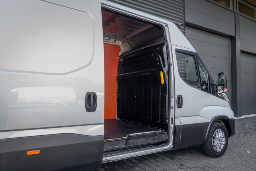Iveco Daily 35S18HV 3.0 352 L2H2 LED-Camera-LM