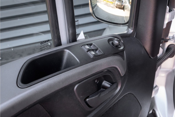 Iveco Daily 35S18HV 3.0 352 L2H2 LED-Camera-LM