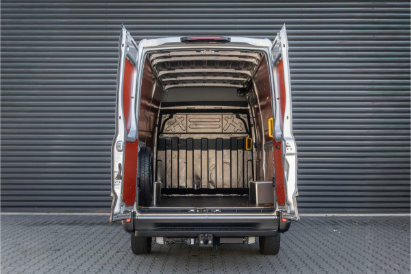 Iveco Daily 35S18HV 3.0 352 L2H2 LED-Camera-LM