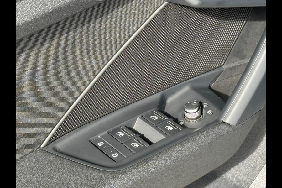 Audi A3 Sportback 35 TFSI 150PK Advanced Matrix|Sportstoelen|Dealer Onderhouden